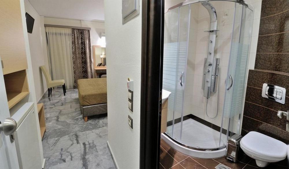 Lintzi Hotel Arkoudi Kamer foto